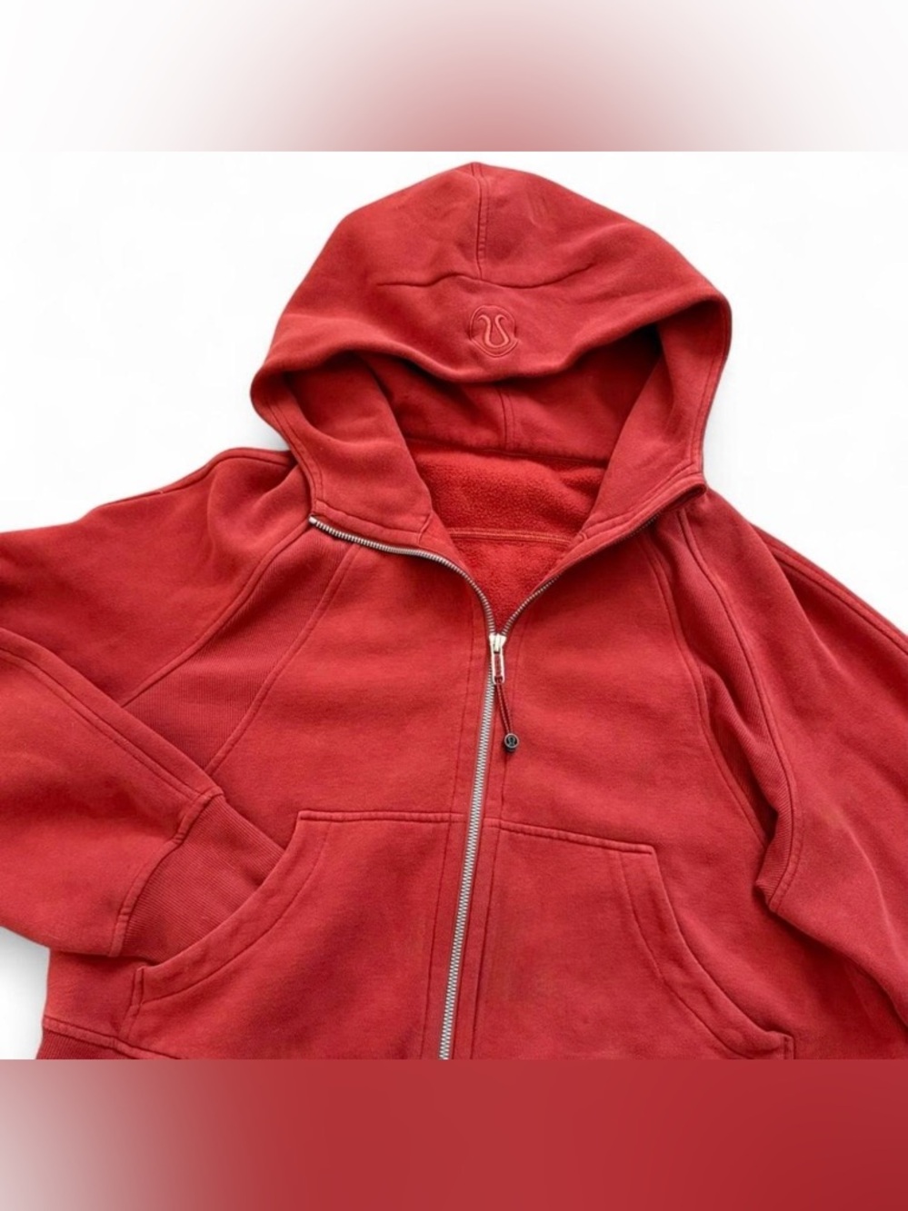Lululemon Scuba Oversized
Full-Zip Hoodie Size M/L in color Dark Red or Cayenne